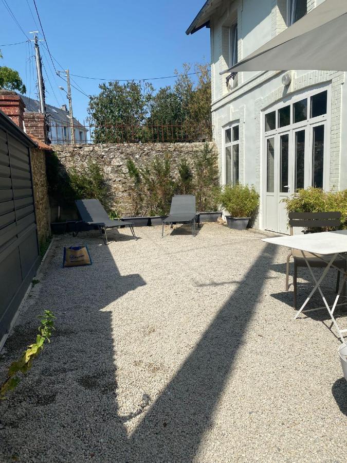 La Cote Villa Granville Eksteriør bilde